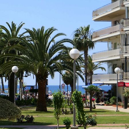 Rentalmar Aries Plus Salou Exterior photo
