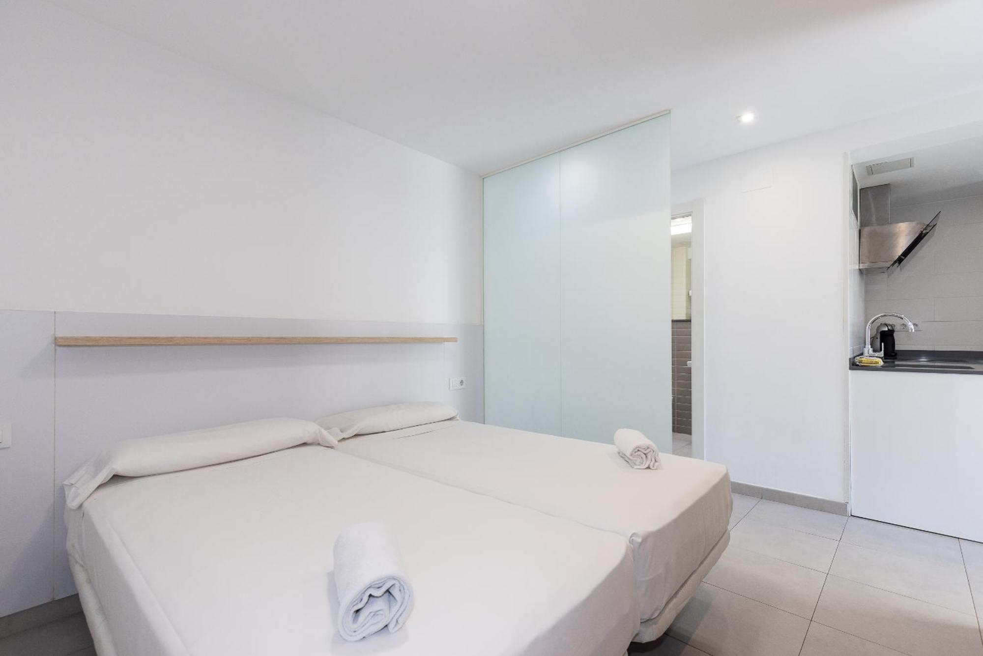 Rentalmar Aries Plus Salou Exterior photo