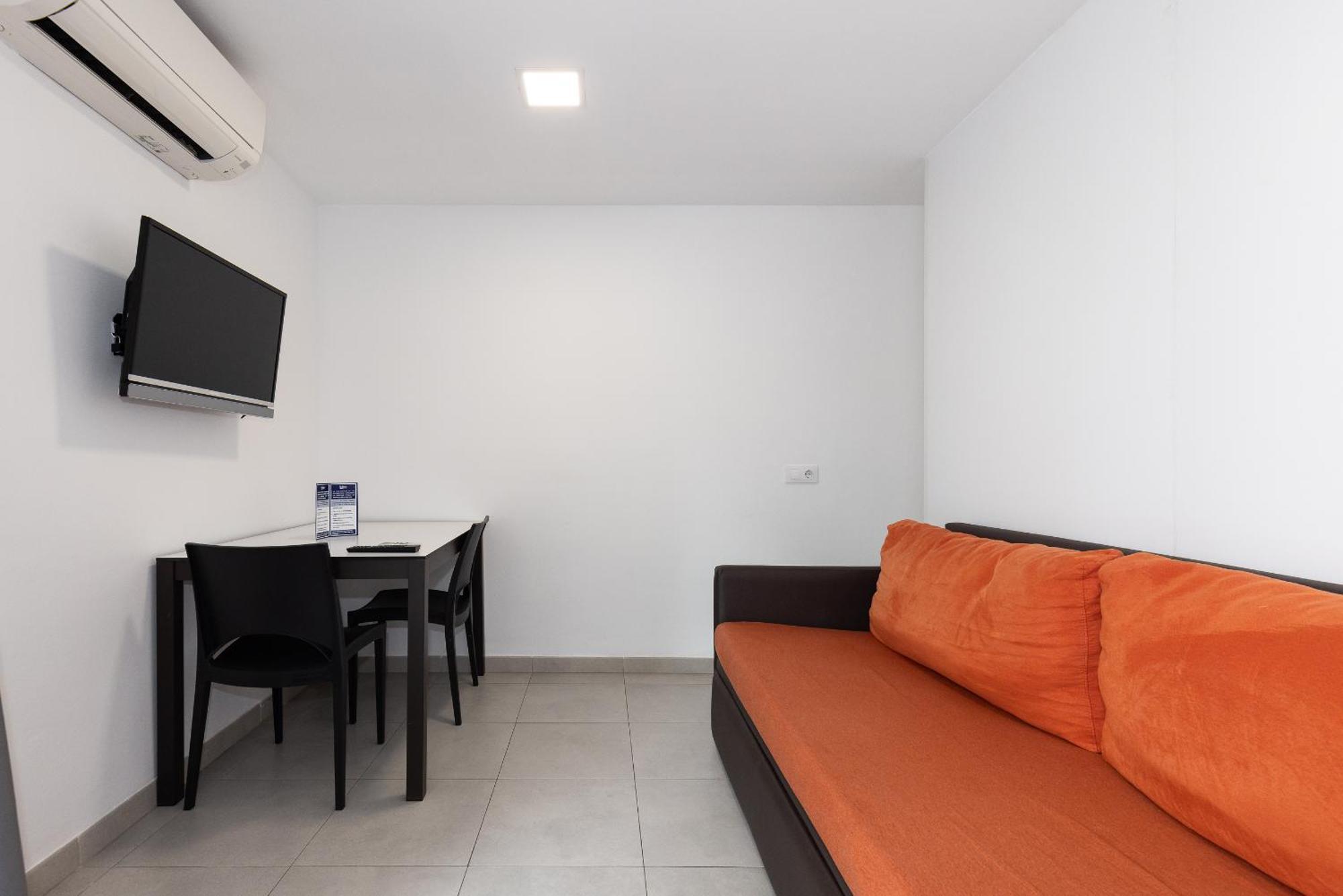 Rentalmar Aries Plus Salou Exterior photo
