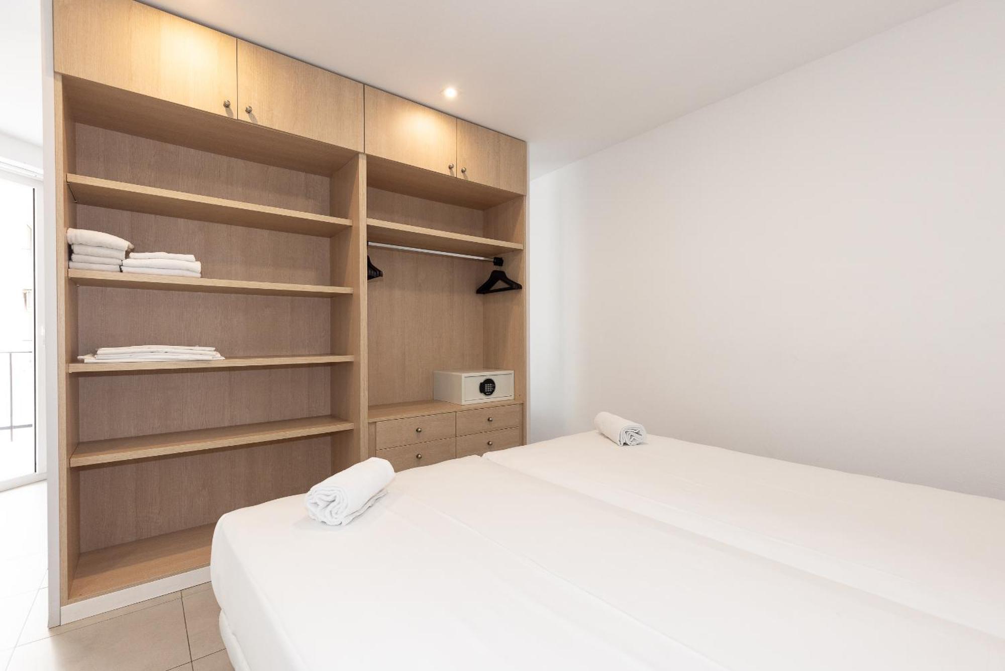 Rentalmar Aries Plus Salou Exterior photo