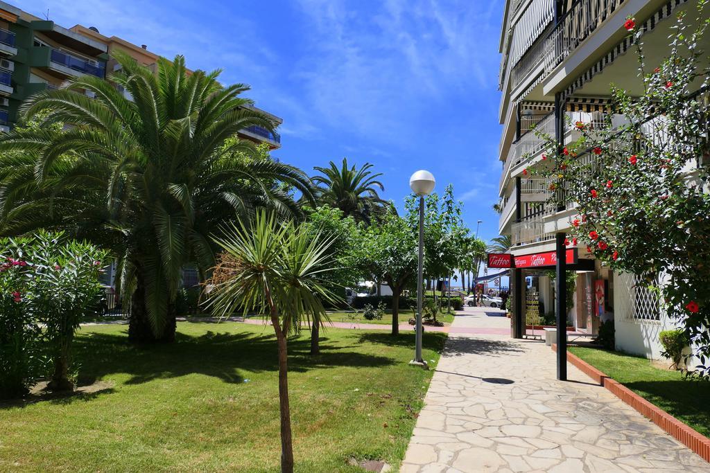 Rentalmar Aries Plus Salou Exterior photo